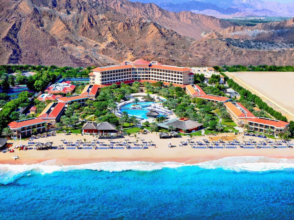 Fujairah Rotana Resort & Spa - Al Aqah Beach Exterior photo